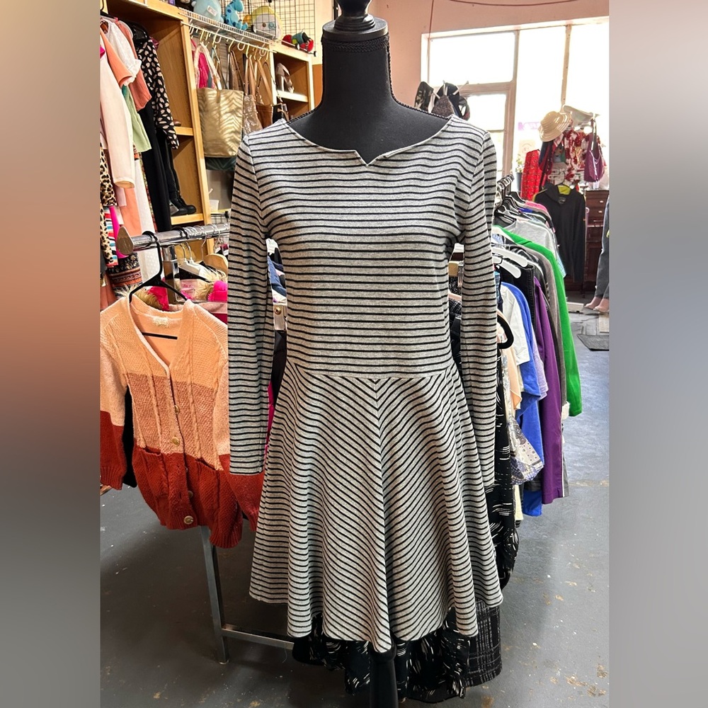 GAP Black and gray Striped Long Sleeve Dress